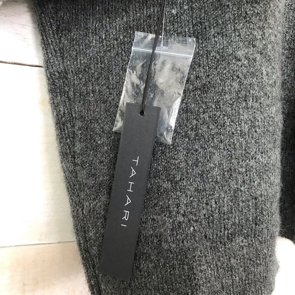 Tahari gray wool blend button 3/4 Sweater XS - Picture 5 of 7